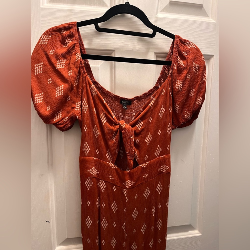 Orange jumsuit